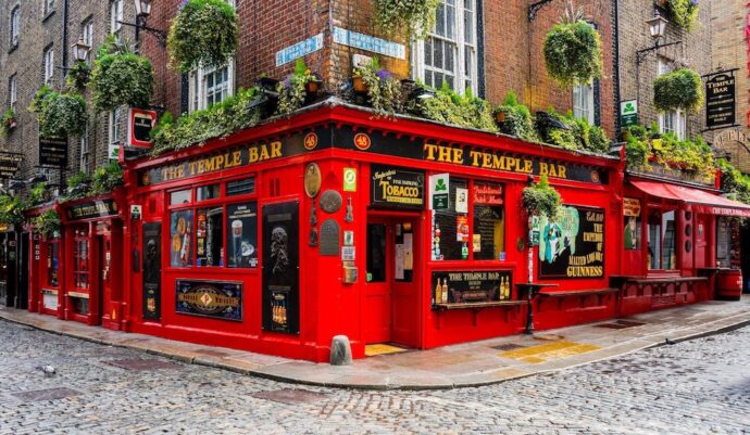 First attraction in Dublin - Temple Bar